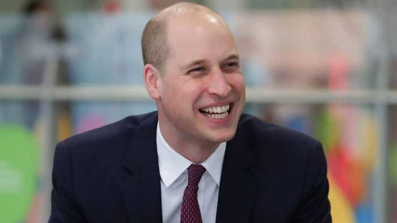 Il Principe William si arrende alla calvizie e si rasa i capelli a zero 