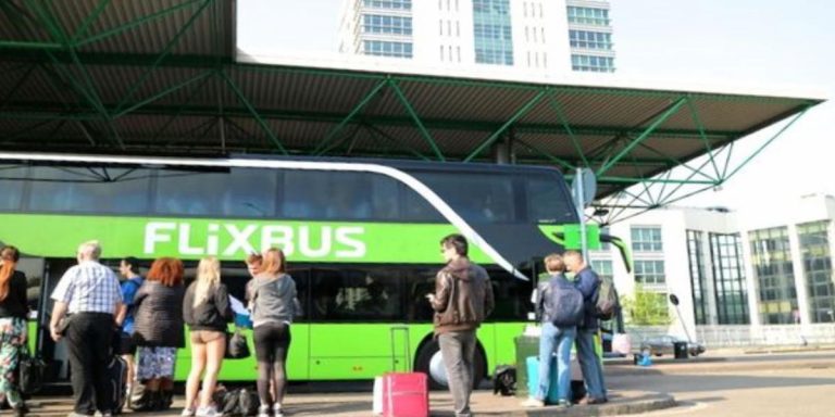 come passare il tempo in autobus