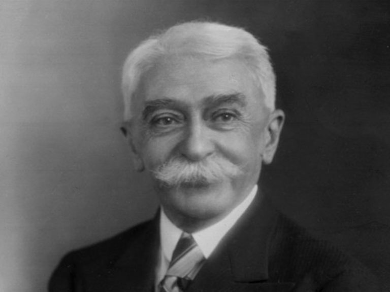 chi era pierre de coubertin