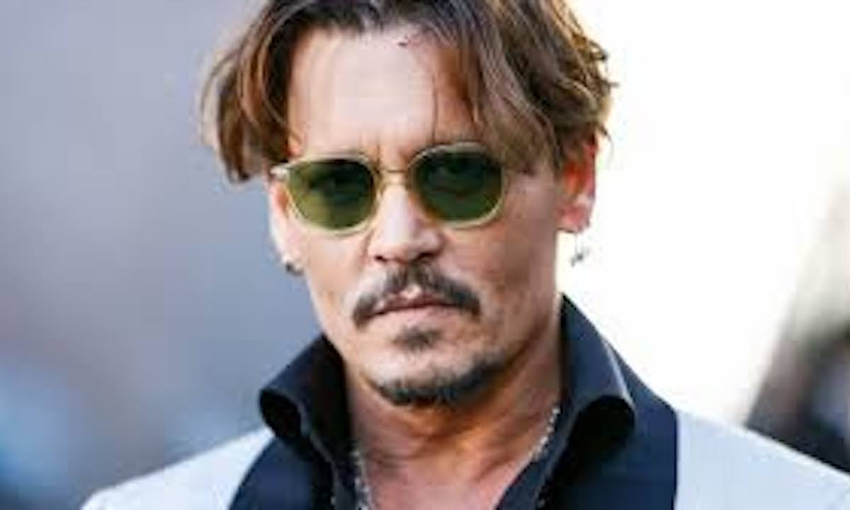 johnny depp intruso villa