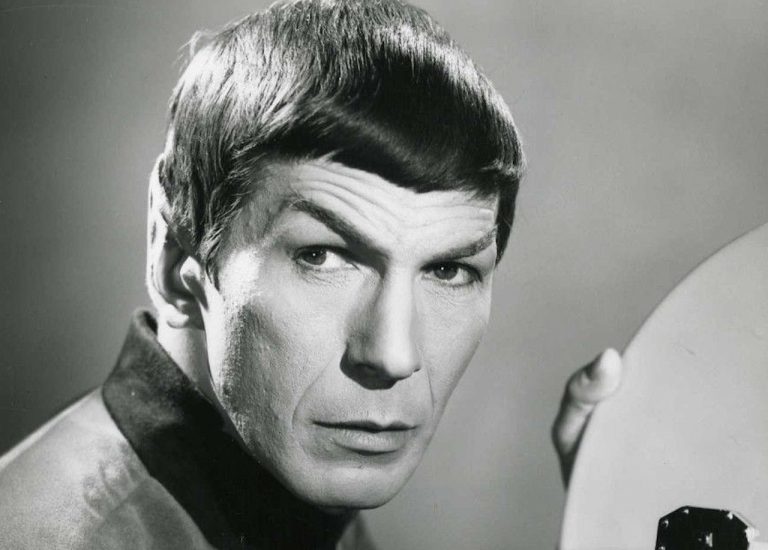 Chi era Leonard Nimoy