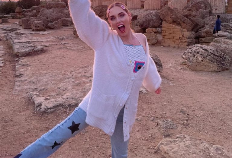 Jeans con le stelle di Chiara Ferragni quanto costano