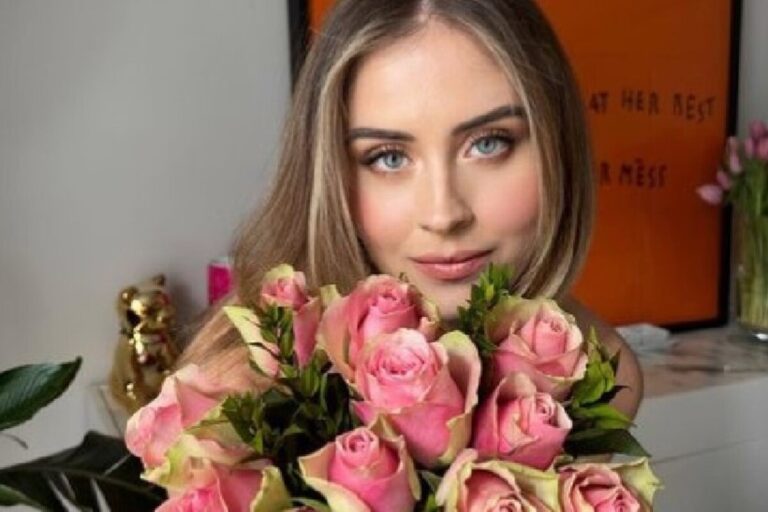 Valentina Ferragni rose