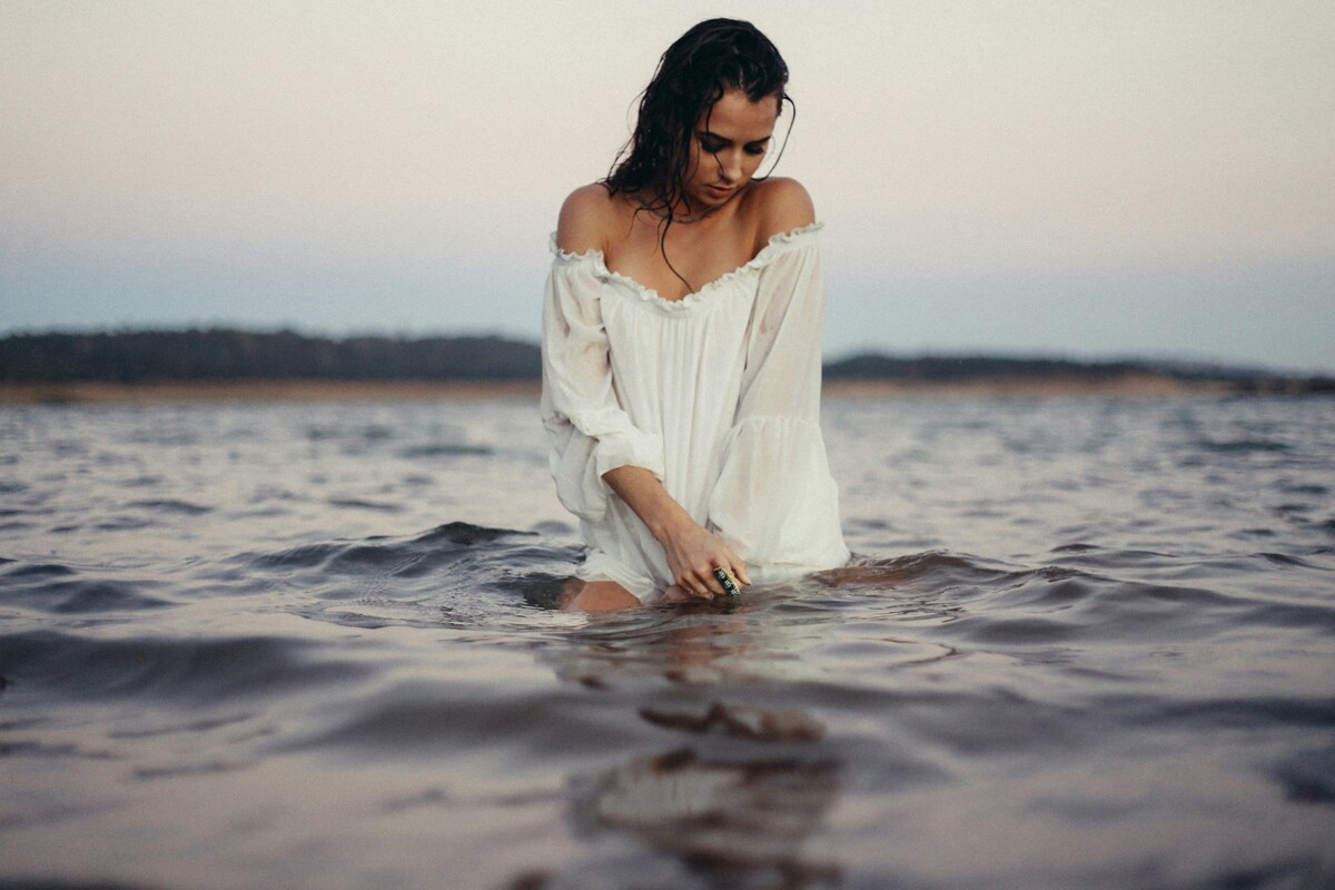 Cos'è il wet dress e come indossarlo