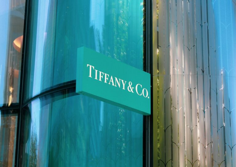 Aitana, chi è la testimonial di Tiffany