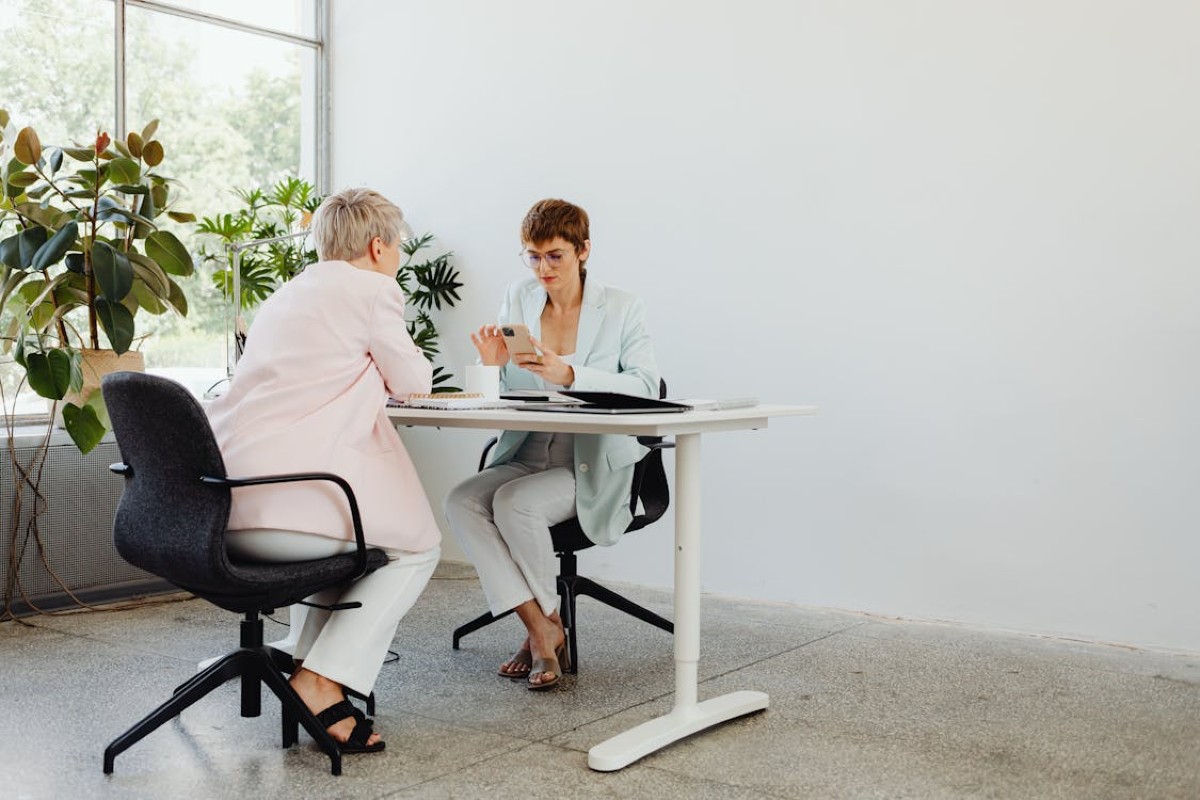 Pantaloni per ufficio: l’eleganza al lavoro